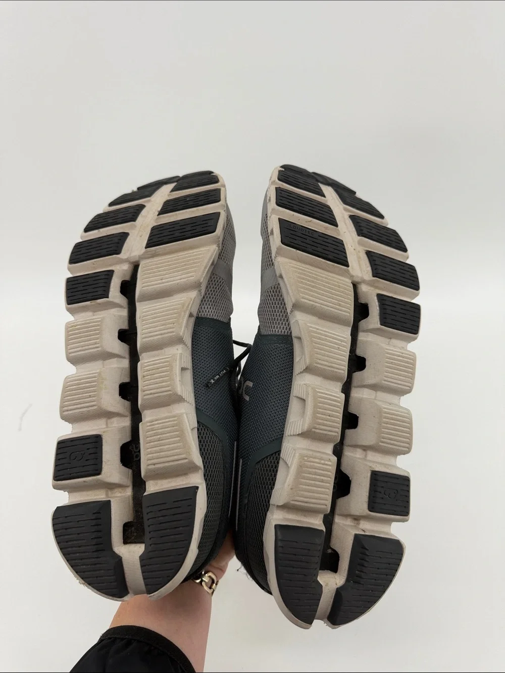 On Cloud 5 Men’s Sneakers in Olive Alloy 10 S18